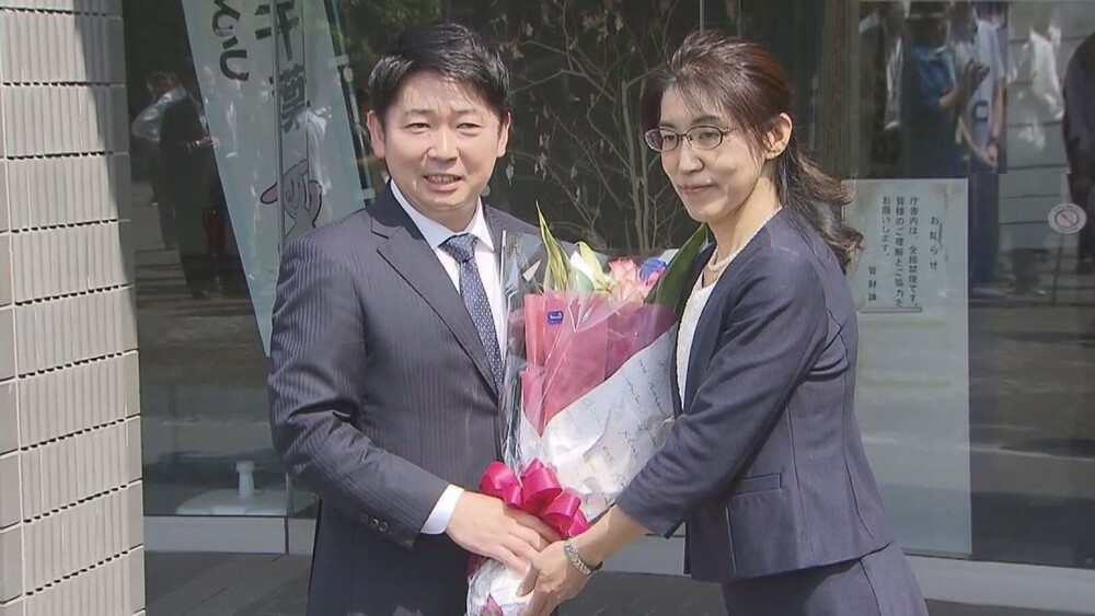 千葉県茂原市の新しい市長が初登庁　職員前に「外房のハブ」目指すと抱負