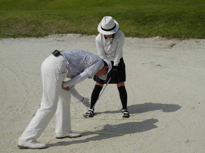 牧野裕のEnjoy Golf～バンカーショットについて