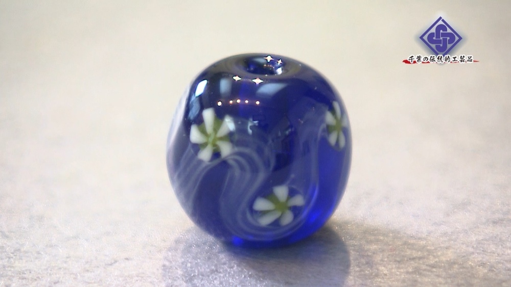 千葉の伝統的工芸品 ガラス玉の中に広がる無限の世界 とんぼ玉 チバテレ プラス