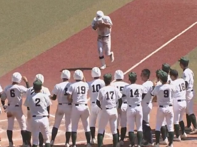 夏の高校野球千葉大会史上初の決勝タイブレークは劇的幕切れ　専修大松戸が優勝