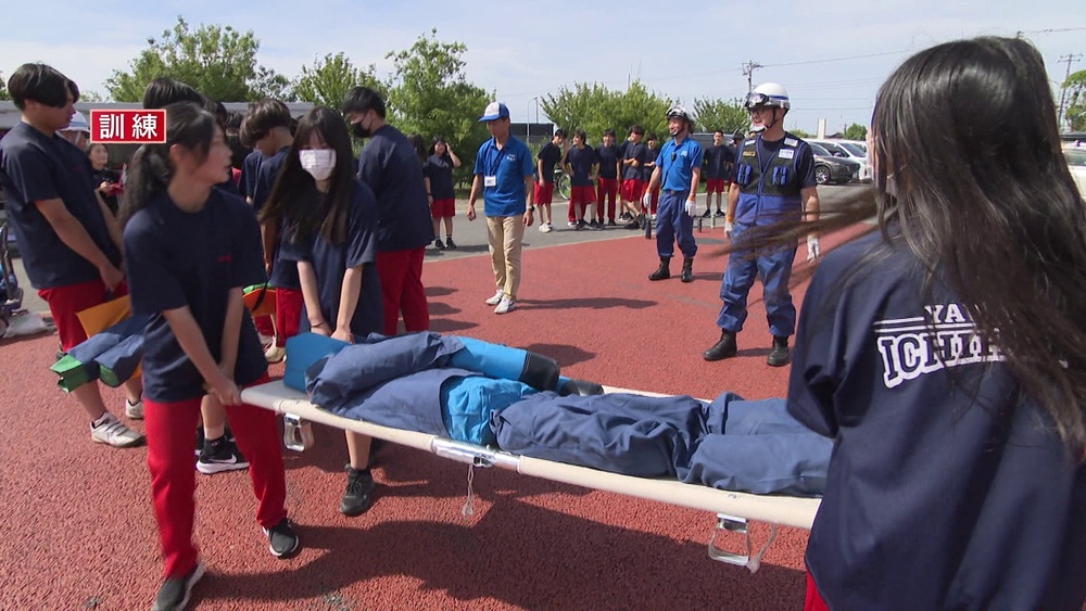 地域を守れる人に　千葉県市原市の高校生が初期消火や応急処置などの消防活動訓練