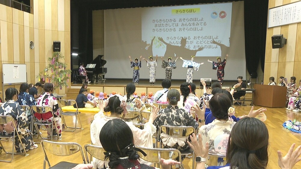 千葉市で学ぶ保育士や幼稚園教諭の卵たち　手作りの七夕まつりで園児おもてなし