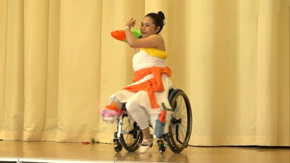 パラ開会式ダンサー 地元の千葉県市原市で授業 ダンスも披露