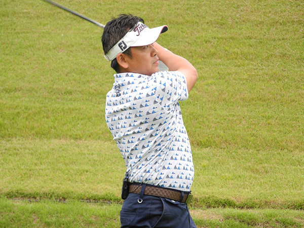 牧野裕のEnjoy Golf～ラフの逆目のショートアプローチについて