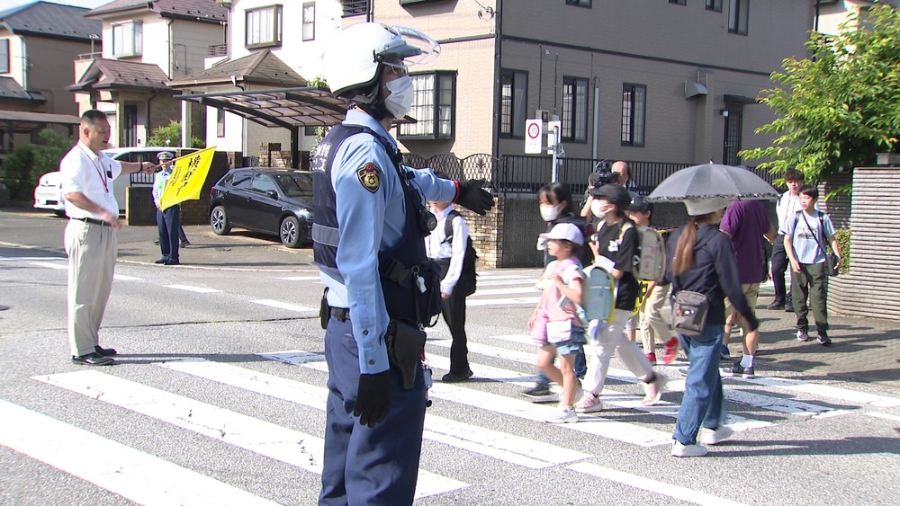 学校に慣れたころが危険！ 千葉県四街道市で警察官らが通学路の見守り強化