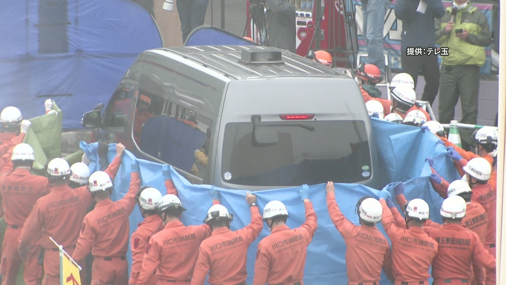 埼玉県八潮市道路陥没事故の遺体　千葉県八街市の男性運転手（７４）と特定