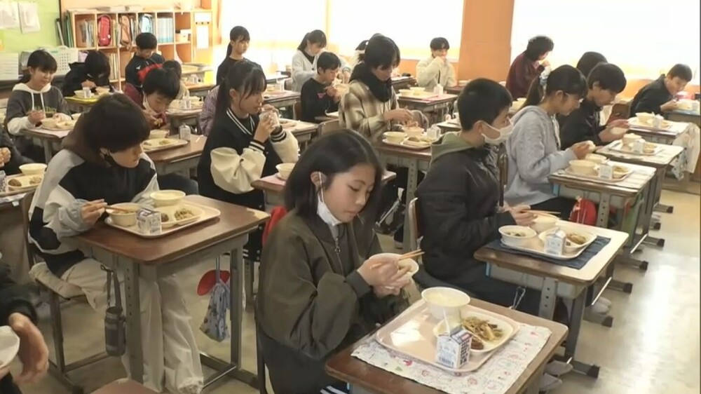千葉・匝瑳市誕生１８年　「地元野菜味わって」児童が考えた給食