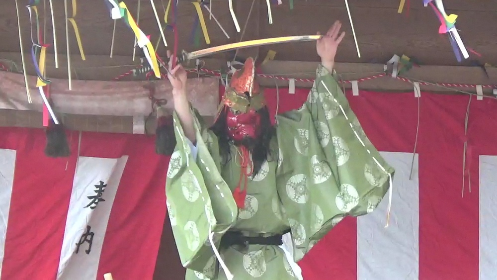 江戸時代から続く伝統芸能　「十二神楽」