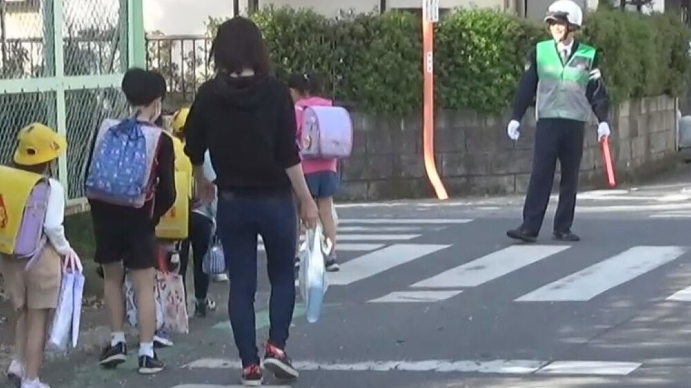 春の交通安全運動 全国の通学路で一斉“見守り” 千葉県松戸市でも