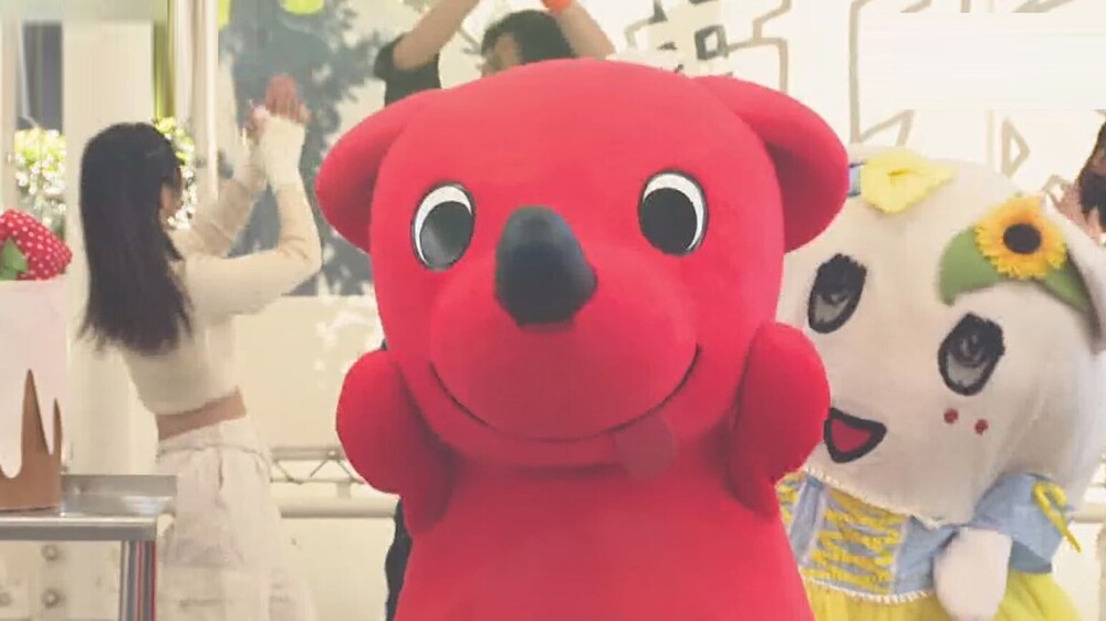 チーバくん　１８回目の誕生日会　ぐんまちゃんも祝福