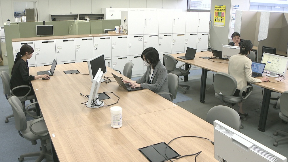 職員の生産性向上へ　千葉県が席を固定しない「フリーアドレス」導入へ