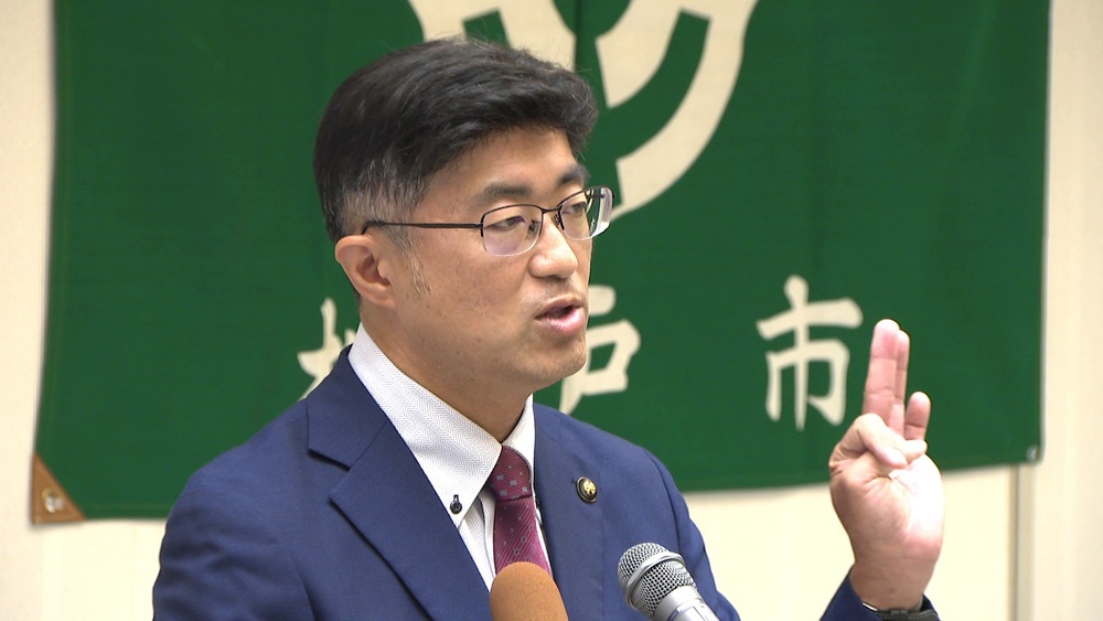 「全力で市政を前に」職員に協力を呼びかけ　千葉県松戸市長が初登庁