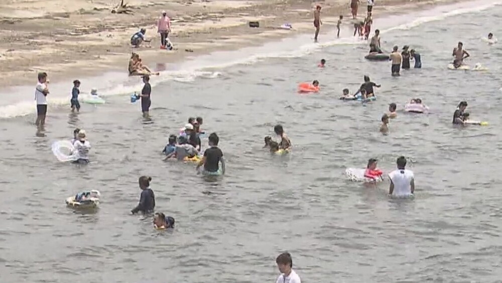 いなげの浜海水浴場オープン 稲毛海浜公園プールは臨時休業　千葉市