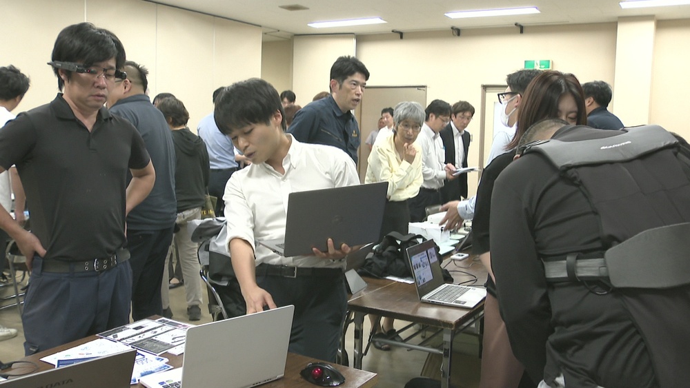 働き方変えるＤＸを「見て、聞いて、触って」　千葉・匝瑳で地元企業対象の展示会