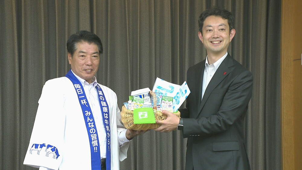 「千葉の牛乳はコクがあっておいしい」と絶賛　県内酪農家団体が千葉県知事訪問