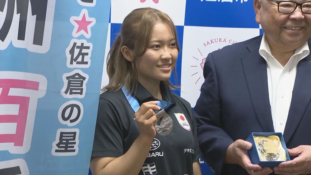 カヌーＷ杯で女子大学生が日本人初の銀メダル！　地元千葉・佐倉市役所で喜び報告