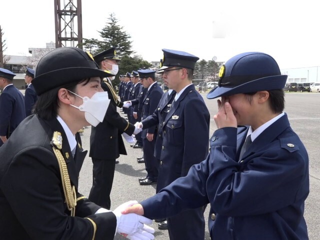【特集】千葉県警察学校 涙の卒業式 憧れの教官と歩んだ女性警察官の半年