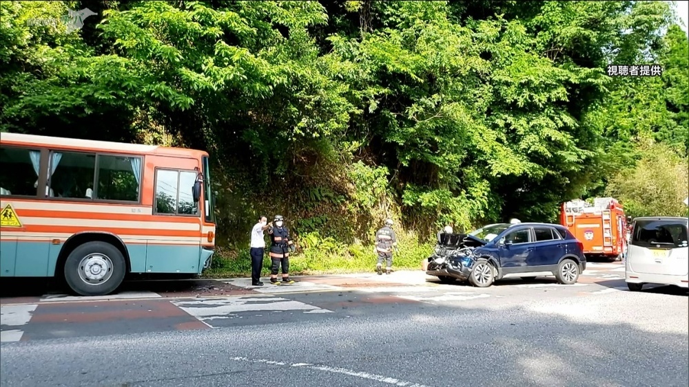 千葉県長南町 スクールバス含む3台絡む事故 1人軽傷