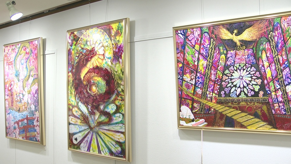 生きる力や希望の光を受け取って 千葉市出身アーティストが地元で個展