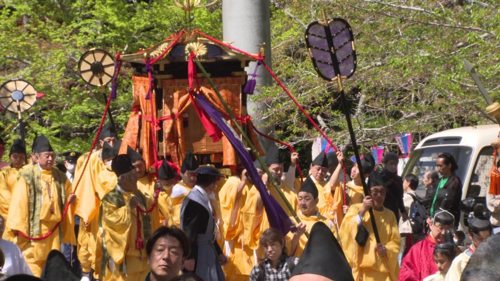 約２００人の行列が圧巻！平安時代さながらの装束や甲冑も　香取神宮の神幸祭