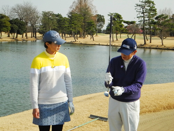 牧野裕のEnjoy Golf～あごの高いバンカーショットの打ち方～