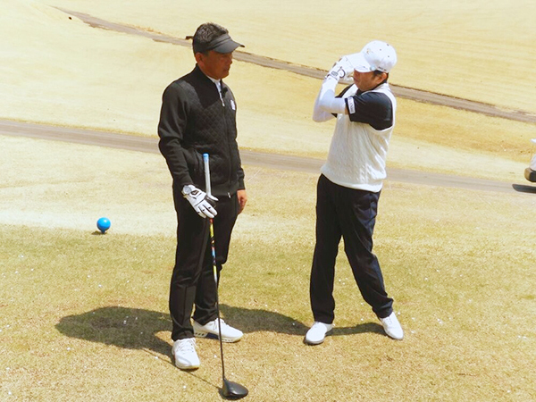 牧野裕のEnjoy Golf～ドライバーショットでのスライスの修正について～