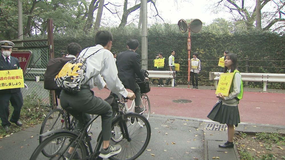 千葉市の高校生がヘルメット着用やながら運転防止など自転車の安全利用を呼びかけ