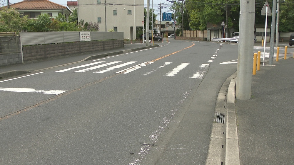 千葉県成田市で小２女児が車にはねられ顔の骨折る大けが　７３歳男が無免許運転