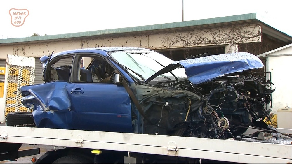 ガードレールにぶつかり 京葉道路で乗用車の事故 20代の男性死亡 チバテレ プラス
