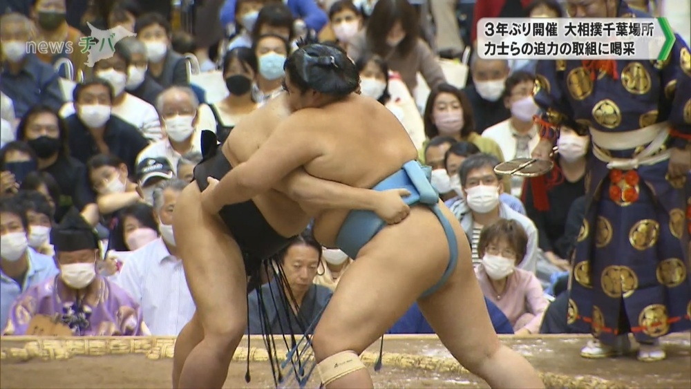 3年ぶり開催 大相撲千葉場所 力士らの迫力の取組に喝采