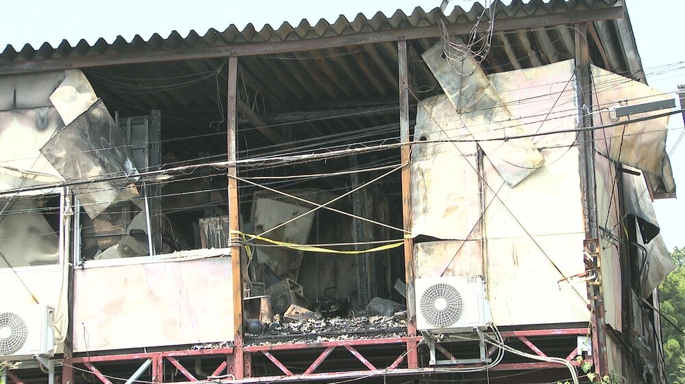 アパート火災で住人と見られる２人死亡　消防車など１５台が出動　千葉県白井市