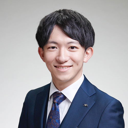 講師